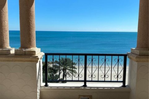 Купить кондоминиум в Майами-Бич, Флорида 3 спальни, 248.14м2, № 2017955 - фото 12