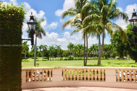 Кондоминиум с 3 спальнями в Майами-Бич, Флорида № 2017955