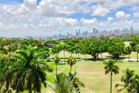 Купить кондоминиум в Майами-Бич, Флорида 3 спальни, 248.14м2, № 2017955 - фото 2