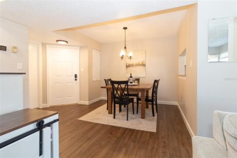 Condominio en venta en Saint Petersburg, Florida, 2 dormitorios, 92.9 m2 № 2100216 - foto 4