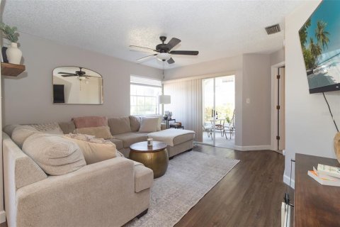 Condominio en venta en Saint Petersburg, Florida, 2 dormitorios, 92.9 m2 № 2100216 - foto 10