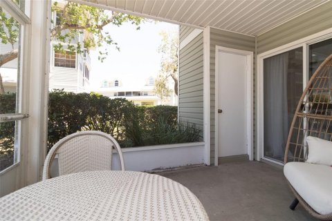 Condominio en venta en Saint Petersburg, Florida, 2 dormitorios, 92.9 m2 № 2100216 - foto 27