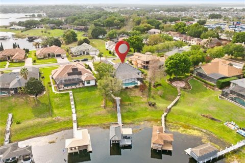 House in Oakland, Florida 5 bedrooms, 406.26 sq.m. № 2131516 - photo 11