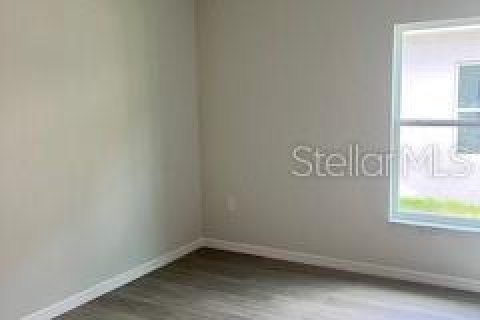 Commercial property in Lakeland, Florida 6 bedrooms, 110 sq.m. № 1851633 - photo 4