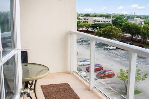 Купить кондоминиум в Майами, Флорида 1 спальня, 74.41м2, № 2048943 - фото 14