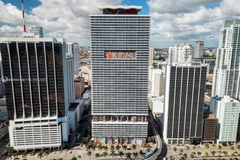 Кондоминиум с 1 спальней в Майами, Флорида № 2052178