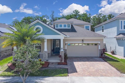 House in Kissimmee, Florida 4 bedrooms, 256.87 sq.m. № 1656917 - photo 1