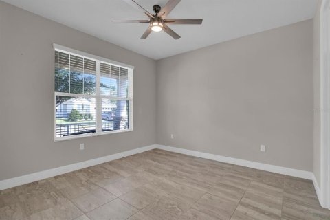 House in Kissimmee, Florida 4 bedrooms, 256.87 sq.m. № 1656917 - photo 23