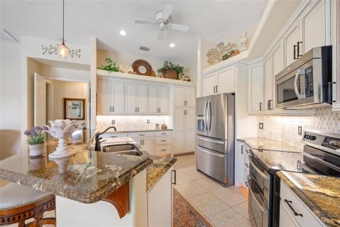 Villa ou maison à vendre à Rotonda, Floride: 3 chambres, 198.07 m2 № 1651673 - photo 20