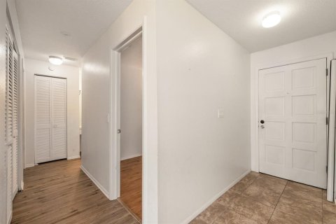 Copropriété à vendre à Largo, Floride: 2 chambres, 121.33 m2 № 1670099 - photo 17