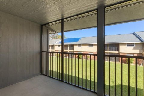 Copropriété à vendre à Largo, Floride: 2 chambres, 121.33 m2 № 1670099 - photo 28