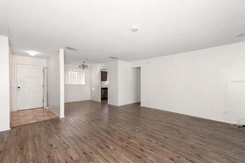 Copropriété à vendre à Largo, Floride: 2 chambres, 121.33 m2 № 1670099 - photo 6