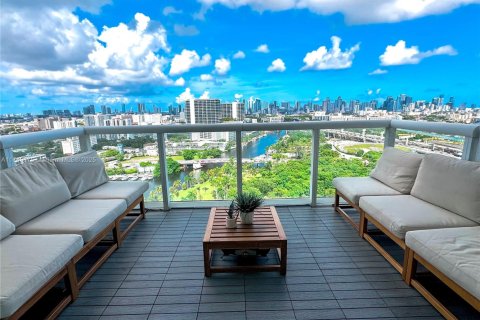 Copropriété à vendre à Miami, Floride: 2 chambres, 100.98 m2 № 1957534 - photo 2