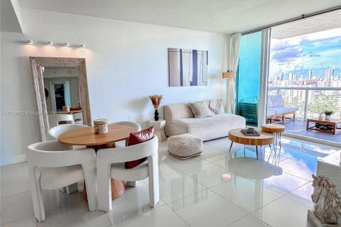 Copropriété à vendre à Miami, Floride: 2 chambres, 100.98 m2 № 1957534 - photo 6