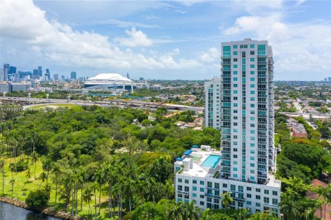 Copropriété à vendre à Miami, Floride: 2 chambres, 100.98 m2 № 1957534 - photo 24