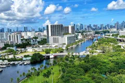 Copropriété à vendre à Miami, Floride: 2 chambres, 100.98 m2 № 1957534 - photo 27