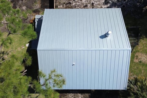 House in St. Lucie, Florida 3 bedrooms, 130.06 sq.m. № 2083006 - photo 6