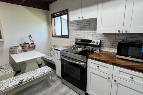 House in St. Lucie, Florida 3 bedrooms, 130.06 sq.m. № 2083006 - photo 9
