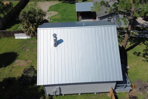 House in St. Lucie, Florida 3 bedrooms, 130.06 sq.m. № 2083006 - photo 5