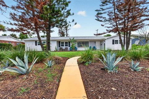 Villa ou maison à Ormond Beach, Floride 3 chambres, 211.91 m2 № 2235730