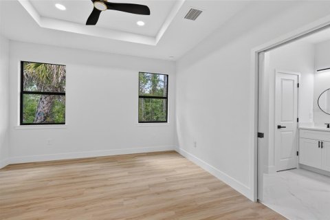 Villa ou maison à vendre à North Port, Floride: 3 chambres, 139.35 m2 № 2150824 - photo 19