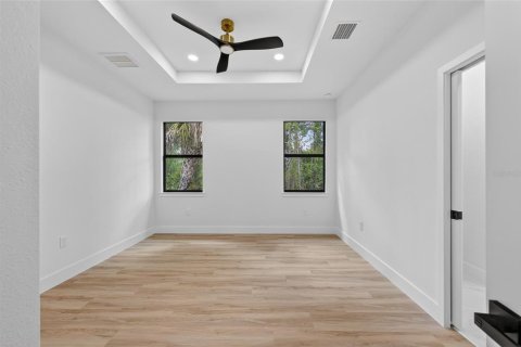 Villa ou maison à vendre à North Port, Floride: 3 chambres, 139.35 m2 № 2150824 - photo 18