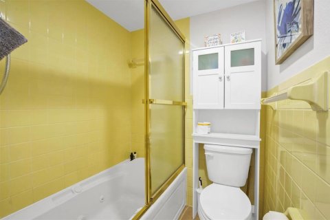 Condo in Lake Wales, Florida, 2 bedrooms  № 2388325 - photo 25