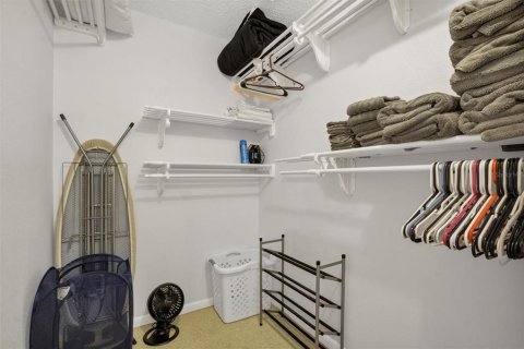 Condo in Lake Wales, Florida, 2 bedrooms  № 2388325 - photo 27