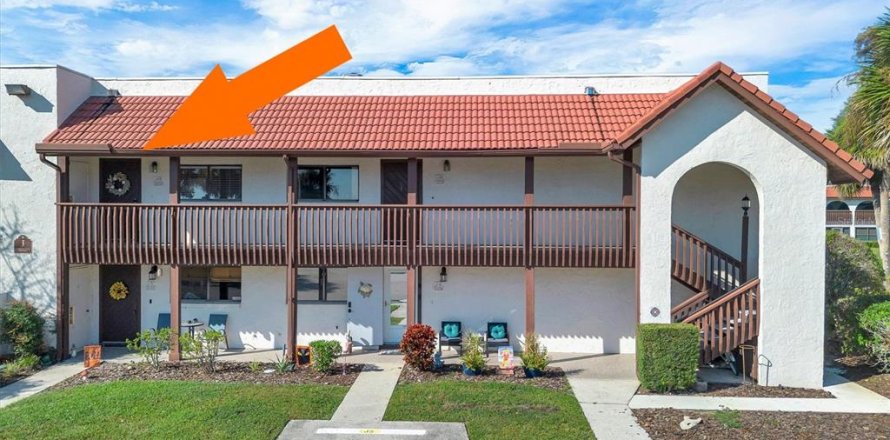 Condo in Lake Wales, Florida, 2 bedrooms  № 2388325