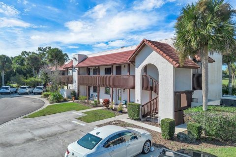Condo in Lake Wales, Florida, 2 bedrooms  № 2388325 - photo 29