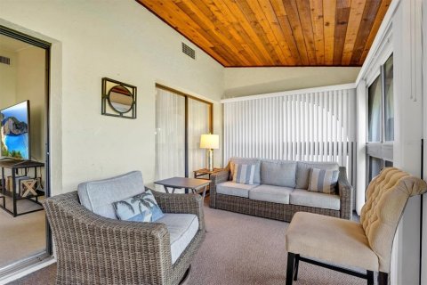 Condo in Lake Wales, Florida, 2 bedrooms  № 2388325 - photo 13