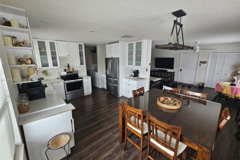Copropriété à vendre à Port St. Lucie, Floride: 2 chambres, 103.31 m2 № 1998620 - photo 3