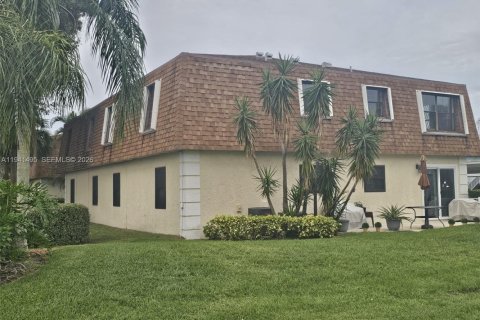 Copropriété à vendre à Port St. Lucie, Floride: 2 chambres, 103.31 m2 № 1998620 - photo 1