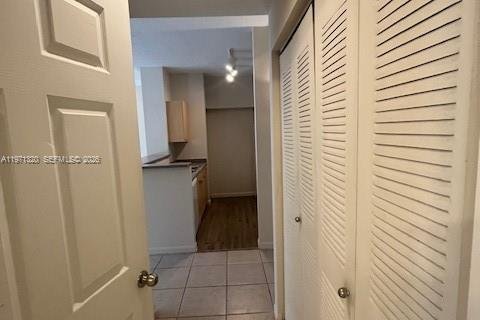 Купить кондоминиум в Холливуд, Флорида 1 спальня, 68.38м2, № 2032134 - фото 12