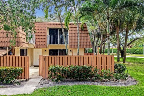 Townhouse in West Palm Beach, Florida 2 bedrooms, 114.83 sq.m. № 1935961 - photo 26