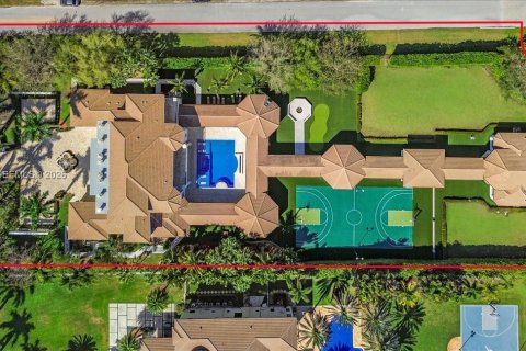 Villa ou maison à vendre à Southwest Ranches, Floride: 9 chambres, 1195 m2 № 2047273 - photo 12