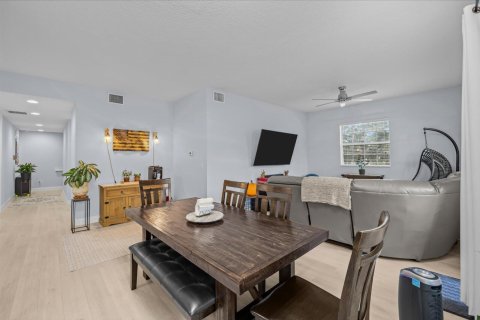 Condominio en venta en Port St. Lucie, Florida, 3 dormitorios, 165.64 m2 № 2428062 - foto 4
