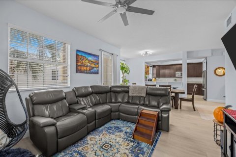 Condominio en venta en Port St. Lucie, Florida, 3 dormitorios, 165.64 m2 № 2428062 - foto 3