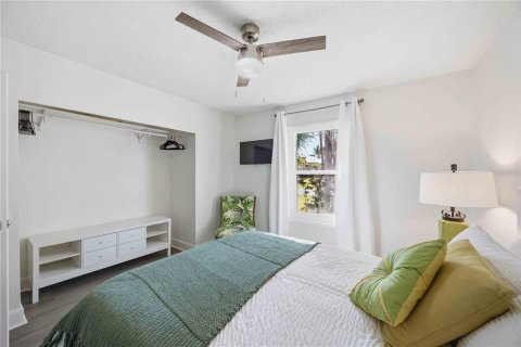 House in Port Charlotte, Florida 3 bedrooms, 117.06 sq.m. № 2218397 - photo 23