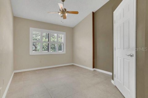 House in Windermere, Florida 4 bedrooms, 167.04 sq.m. № 2223547 - photo 8