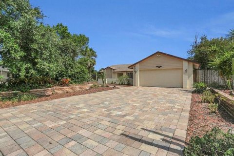 House in Windermere, Florida 4 bedrooms, 167.04 sq.m. № 2223547 - photo 2