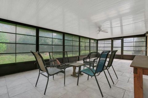 House in Windermere, Florida 4 bedrooms, 167.04 sq.m. № 2223547 - photo 26