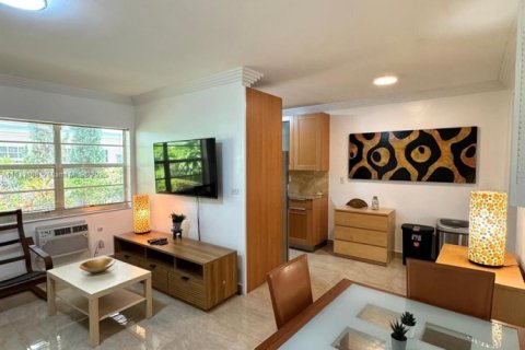 Copropriété à vendre à Miami Beach, Floride: 1 chambre, 52.03 m2 № 1968775 - photo 9