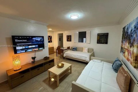 Copropriété à vendre à Miami Beach, Floride: 1 chambre, 52.03 m2 № 1968775 - photo 1