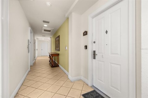 Condo in Four Corners, Florida, 1 bedroom  № 1885286 - photo 15
