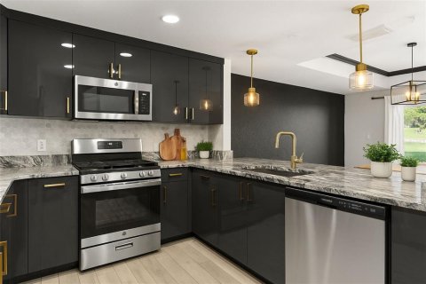 Condo in Four Corners, Florida, 1 bedroom  № 1885286 - photo 25