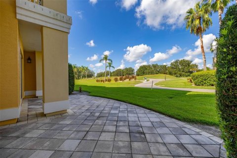 Condo in Four Corners, Florida, 1 bedroom  № 1885286 - photo 21