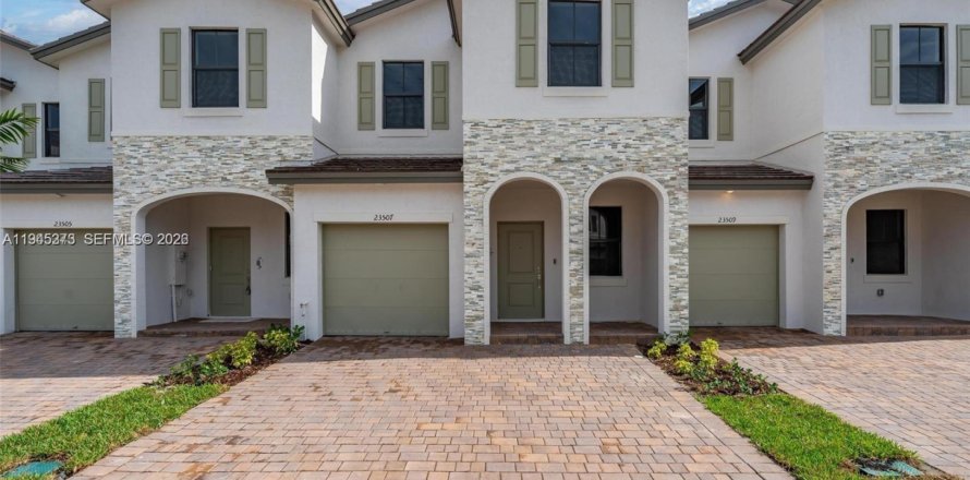 Таунхаус в Майами, Флорида 3 спальни, 169.83м2 № 2001808