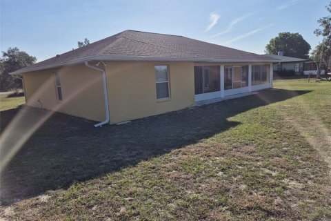 House in Ocala, Florida 4 bedrooms, 168.62 sq.m. № 1767606 - photo 12