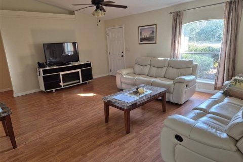 House in Ocala, Florida 4 bedrooms, 168.62 sq.m. № 1767606 - photo 15